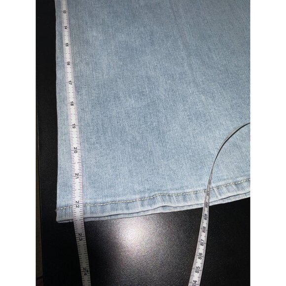 NYDJ New High Rise Major Wide Leg Capri Jeans in Cool Embrace Light Wash size 6 - Picture 15 of 16